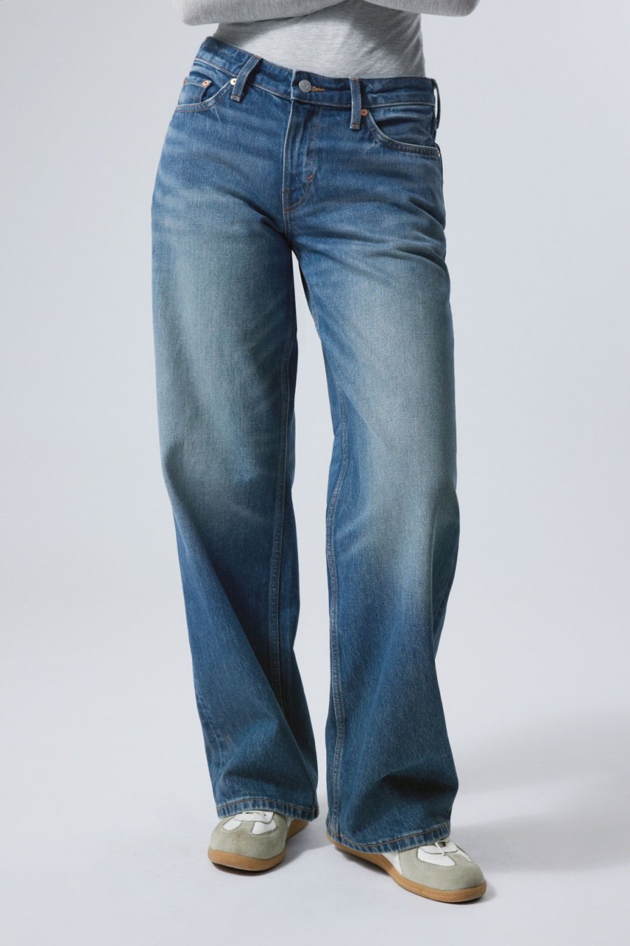 Best Weekday Ample Low Loose Jeans