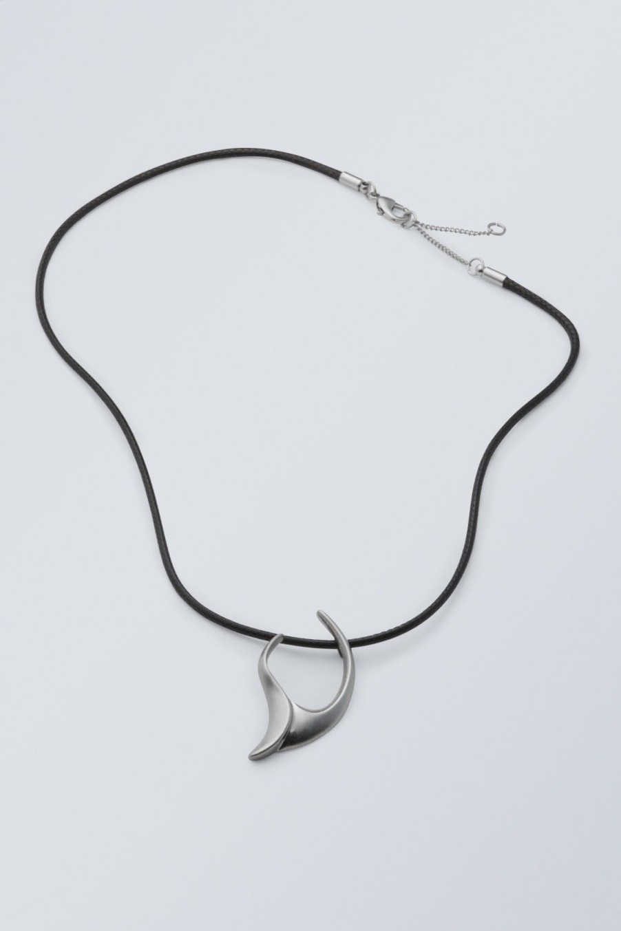 Wholesale Weekday Sharp Necklace