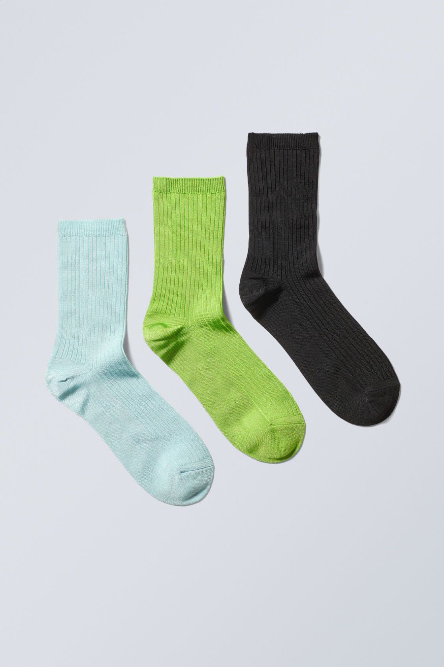 Clearance Weekday 3-Pack Lova Shiny Socks