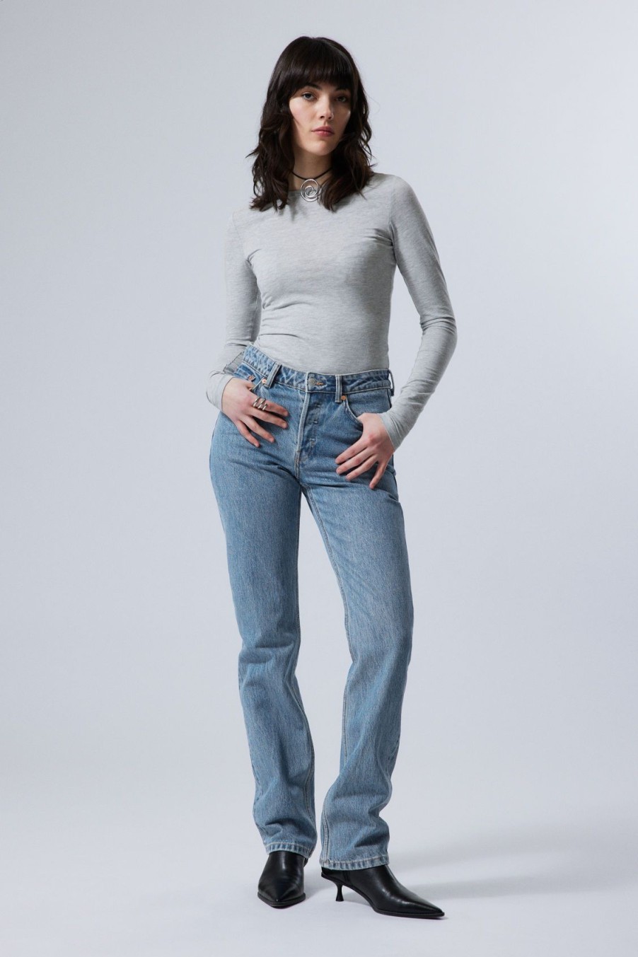 Best Weekday Pin Mid Straight Jeans