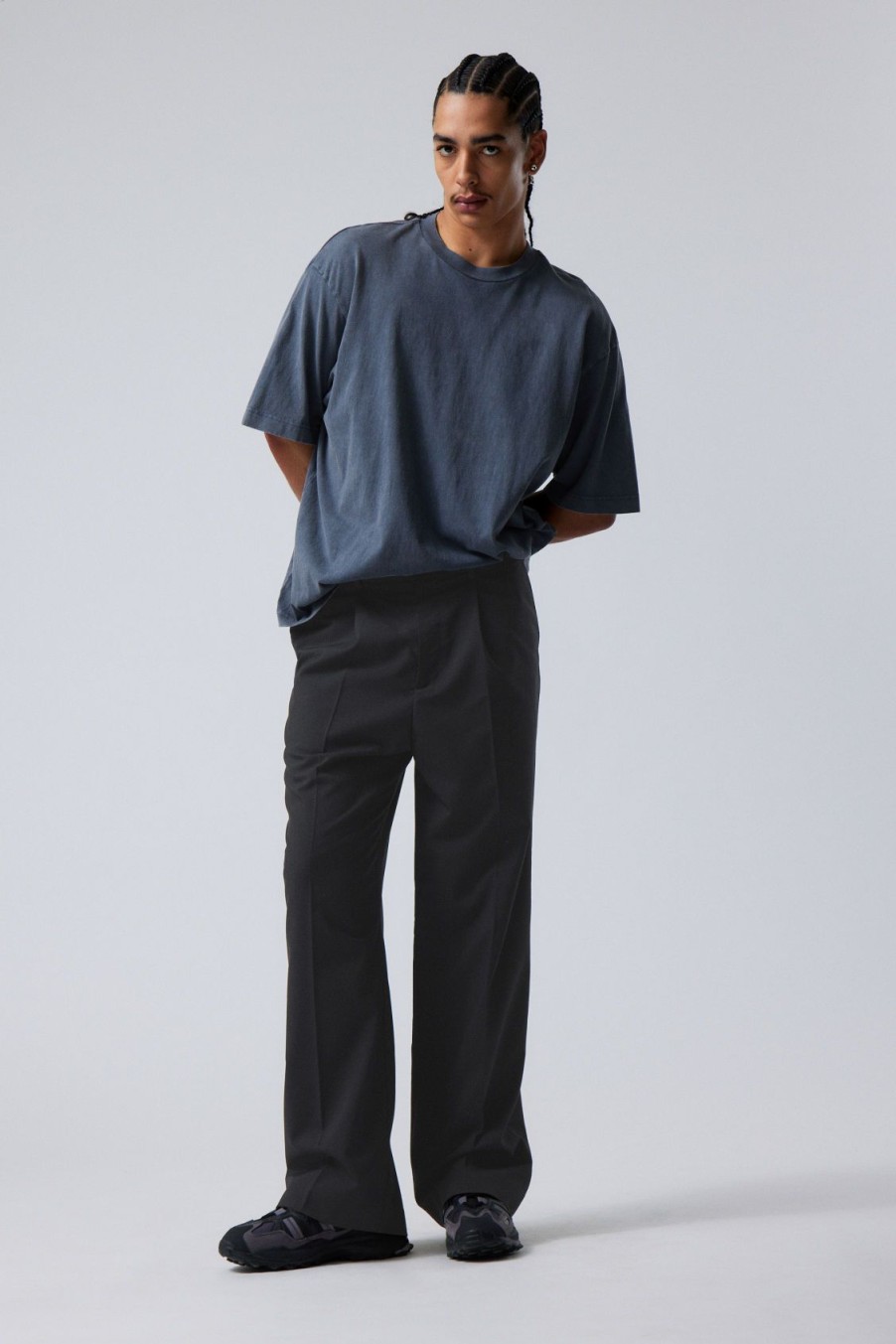 Hot Weekday Uno Loose Suit Trousers