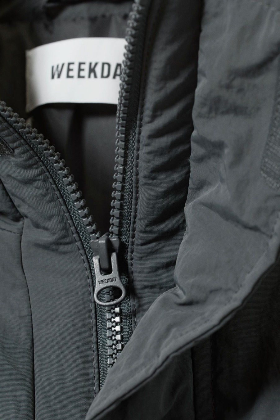 Online Weekday Windy Jacket