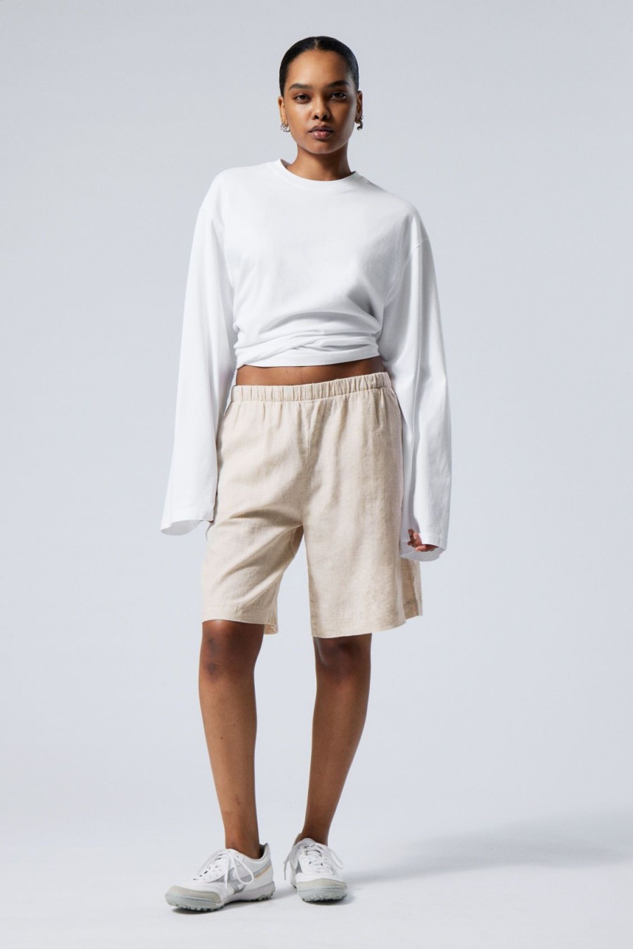 Wholesale Weekday Relaxed Linen Blend Shorts