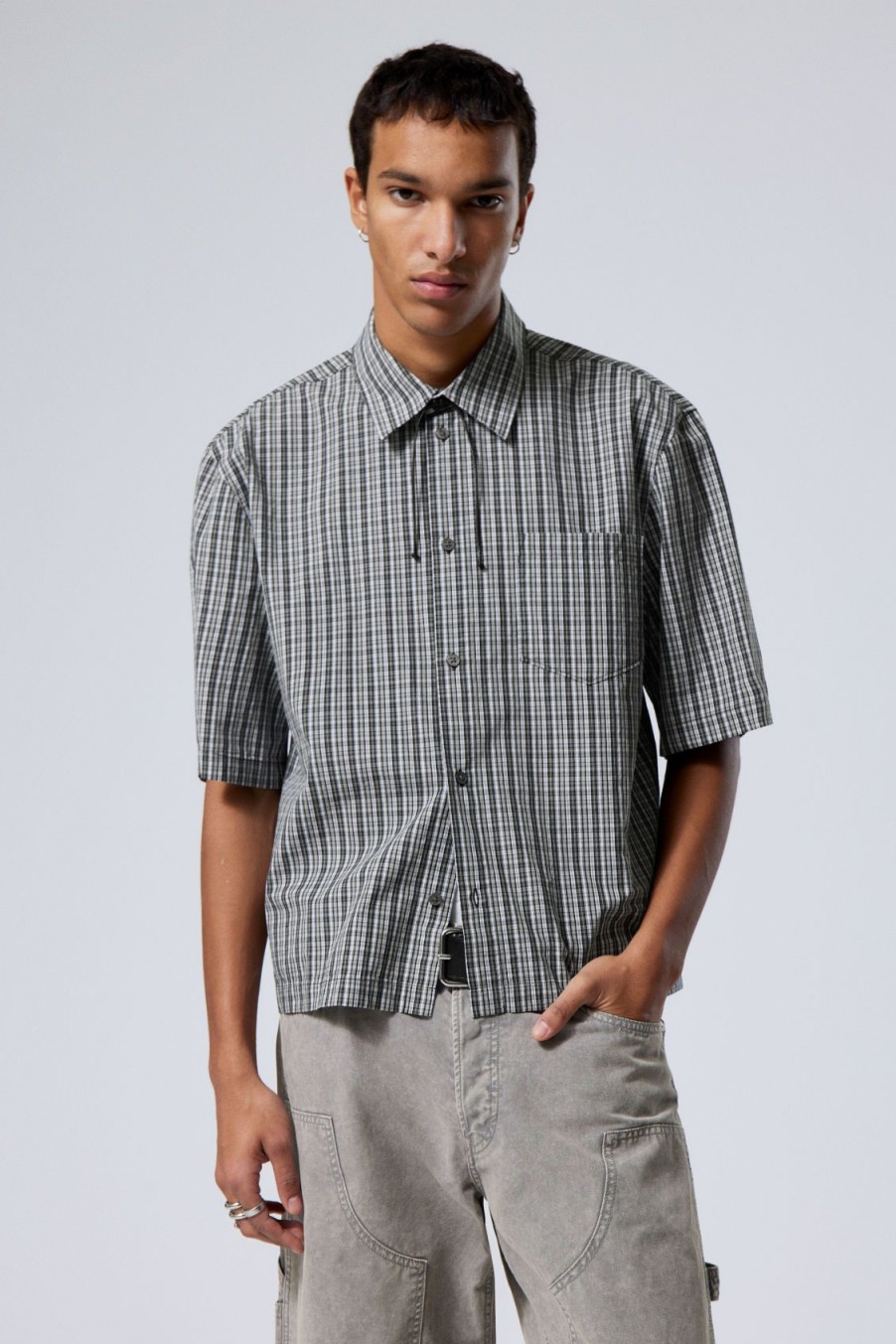 Online Weekday Cropped Short Sleeve Shirt