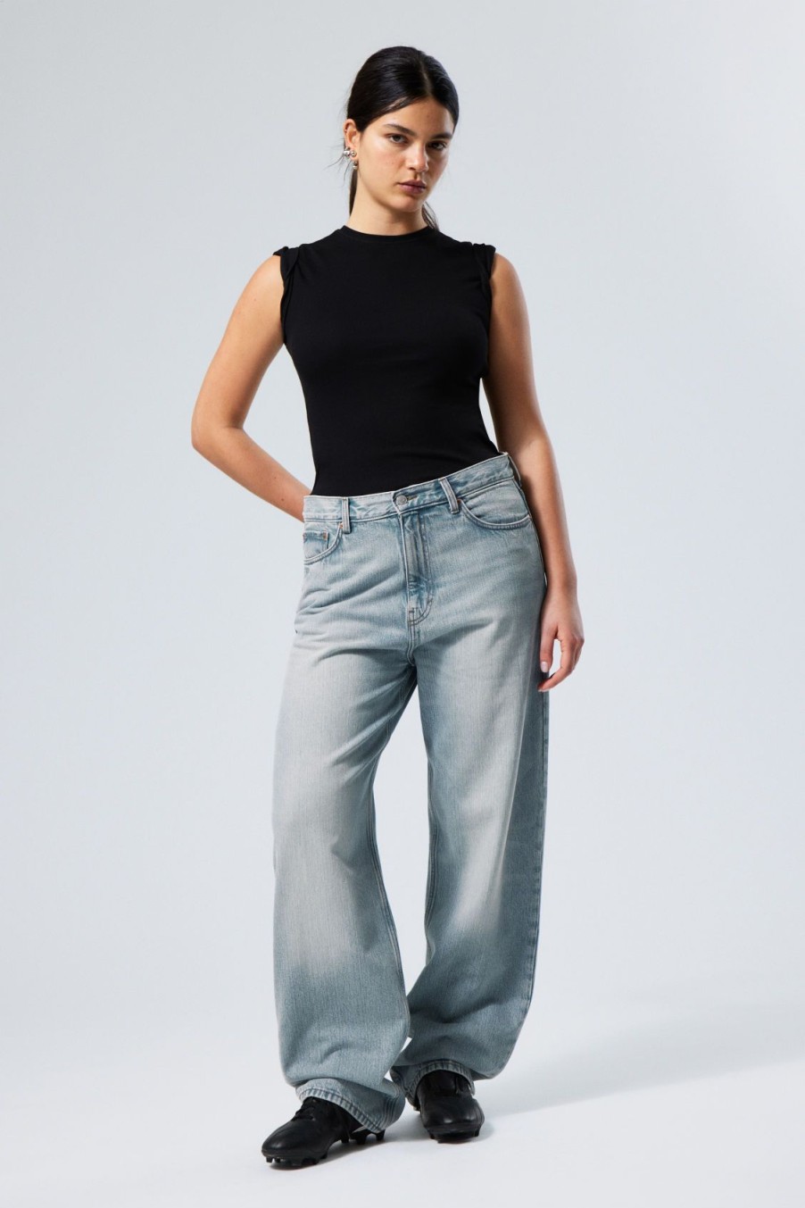 Clearance Weekday Galaxy Loose Straight Jeans