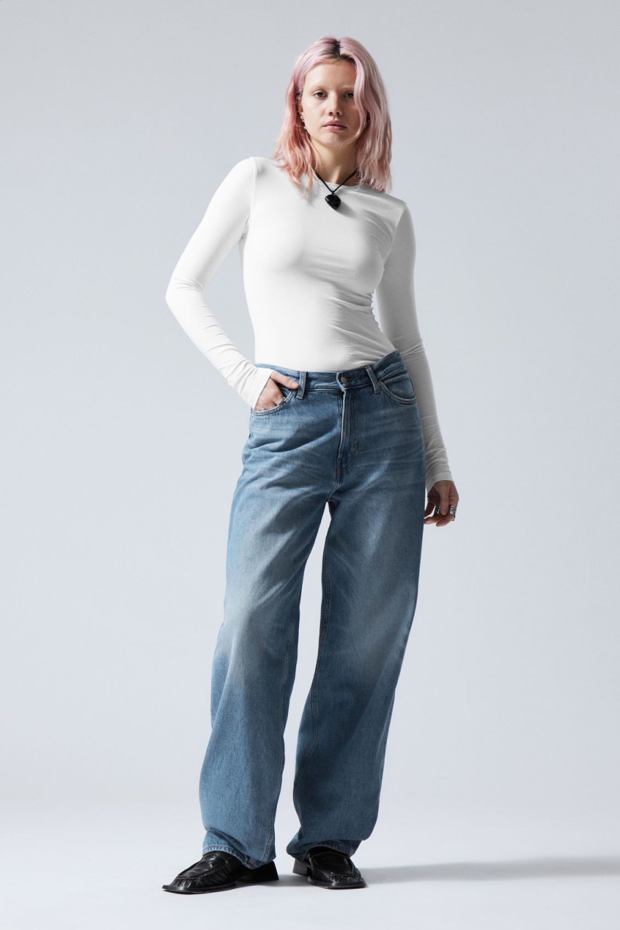 Best Weekday Rail Mid Loose Straight Jeans