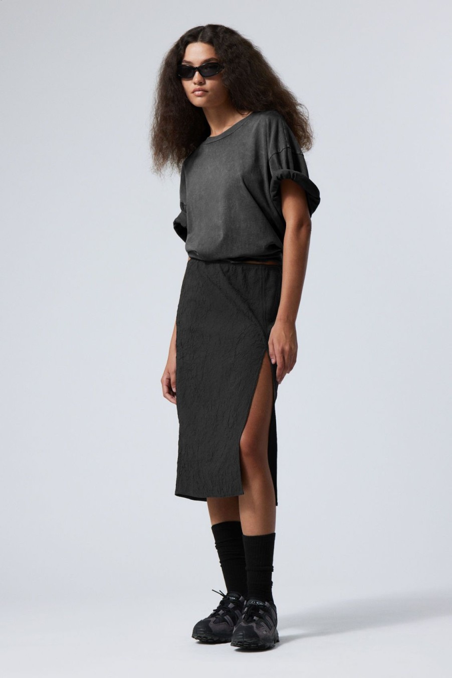 Online Weekday Priscilla Mid Skirt