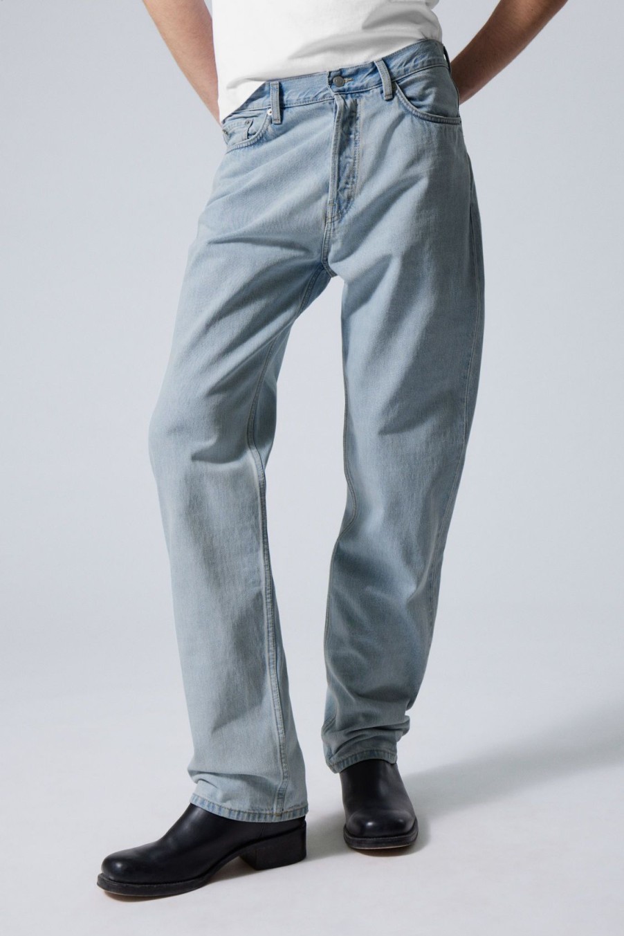 New Weekday Space Relaxed Straight Jeans