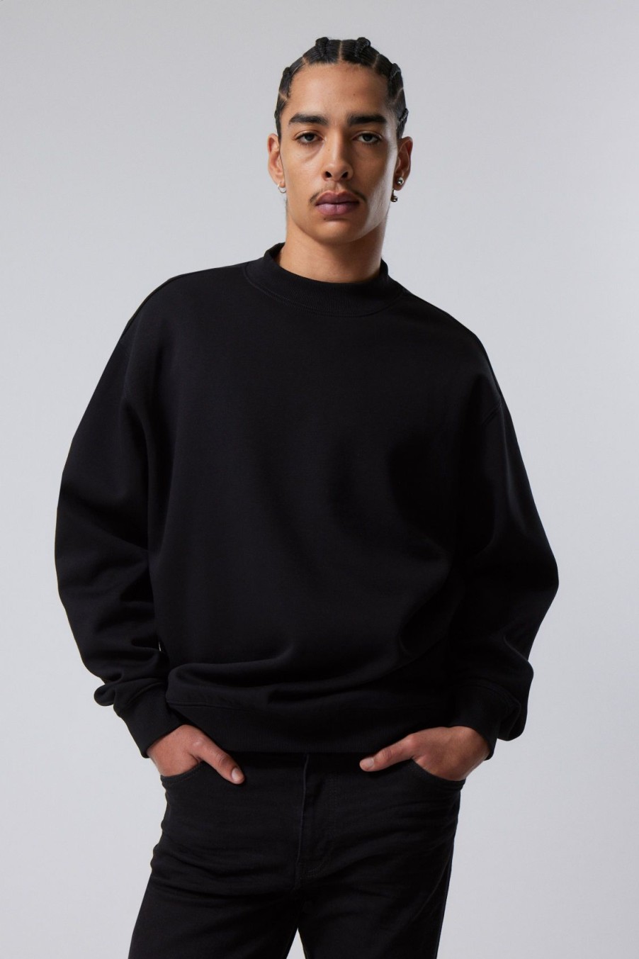 Best Weekday Relaxed Heavyweight Sweatshirt