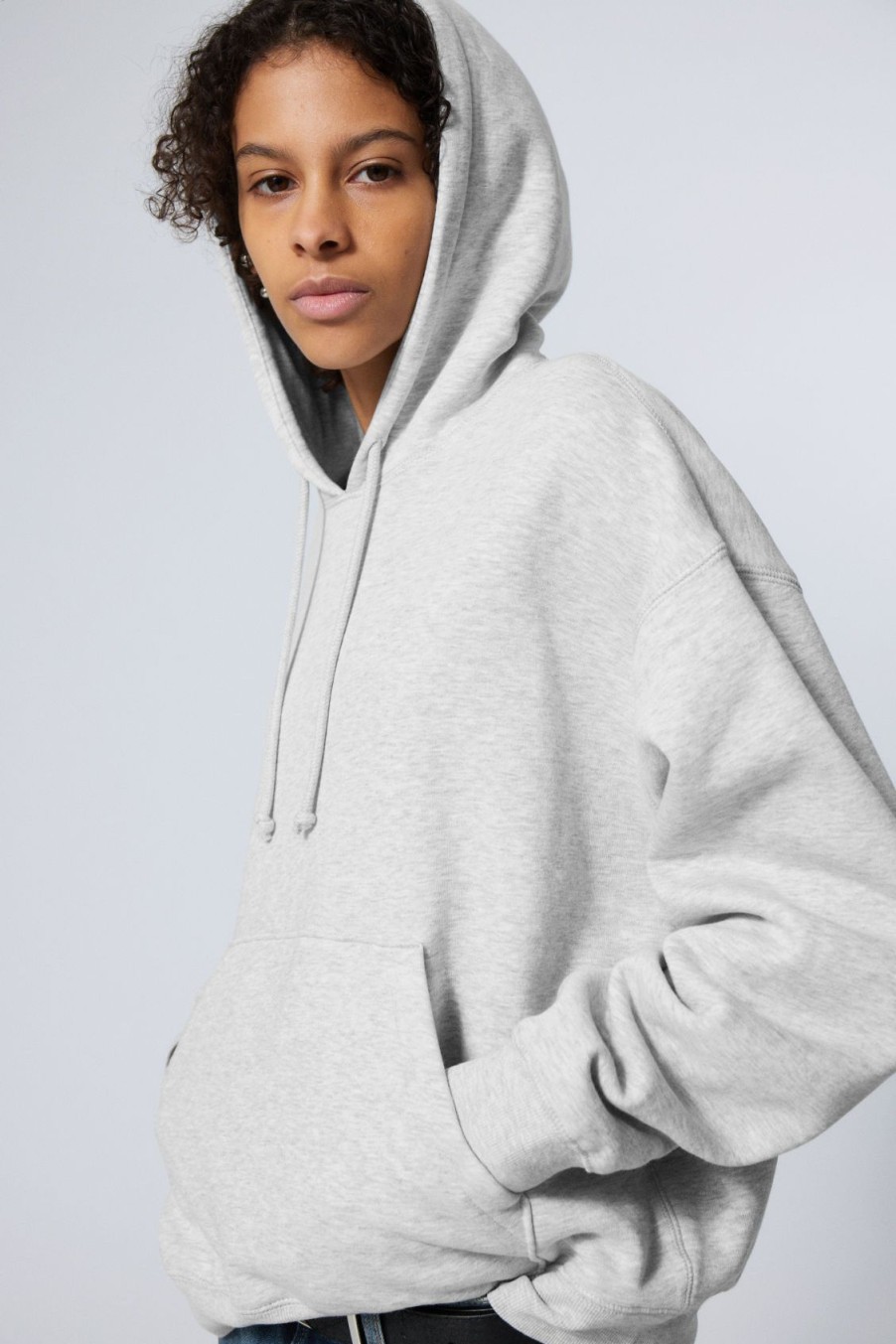 Hot Weekday Essence Standard Hoodie