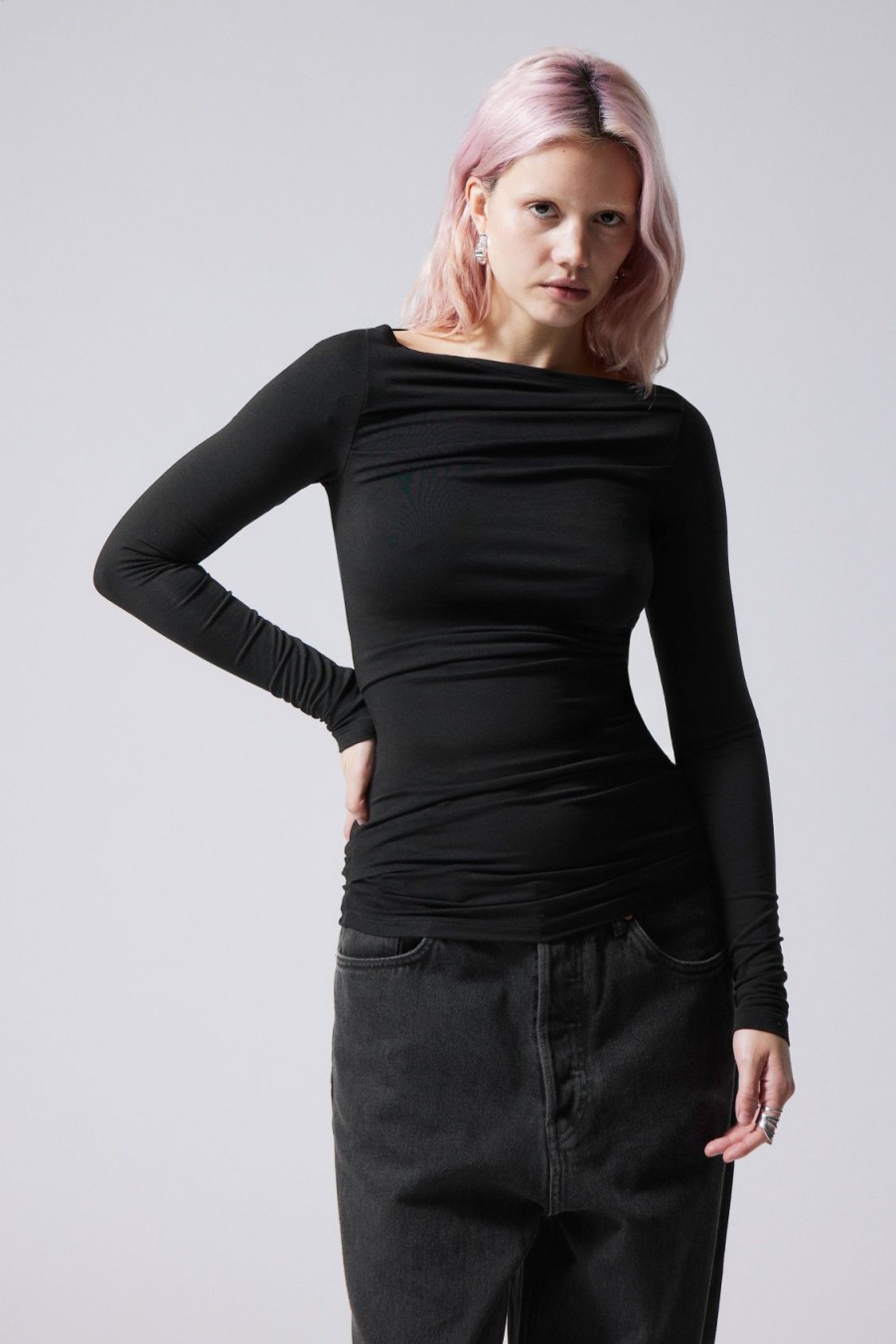 Hot Weekday Jwan Drape Longsleeve Top