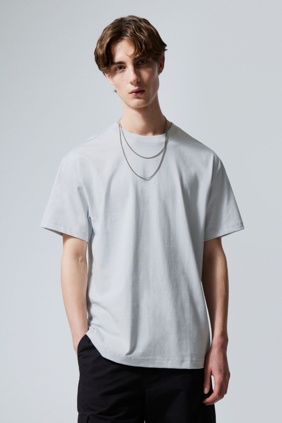 Wholesale Weekday Oversized Heavyweight T-Shirt