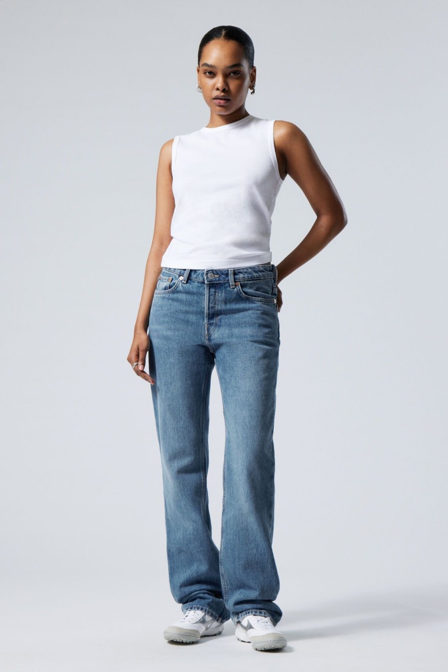 Online Weekday Pin Mid Straight Jeans