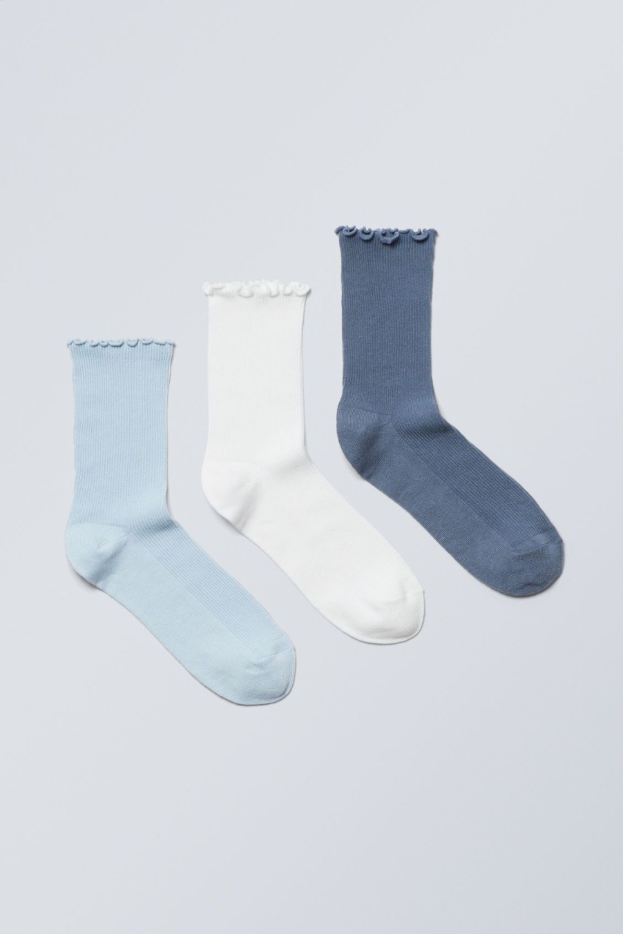 Hot Weekday 3-Pack Frill Edge Socks