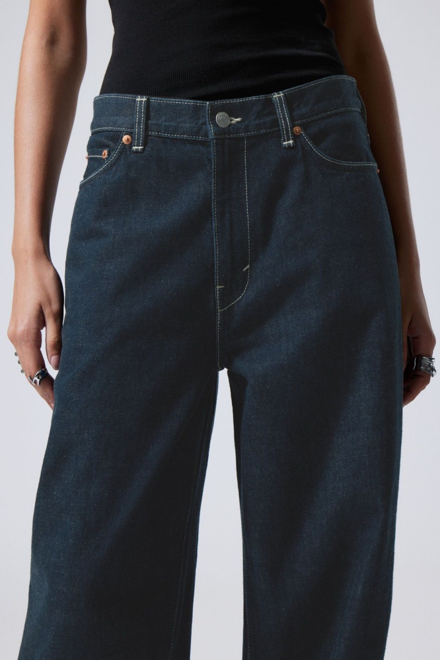 Clearance Weekday Rail Mid Loose Straight Jeans