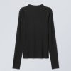 Hot Weekday Allison Longsleeved Turtleneck Top