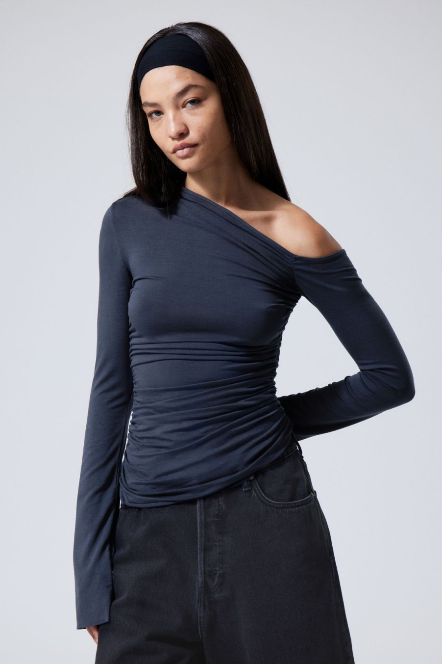 Clearance Weekday Drape Asymmetric Lyocell Top