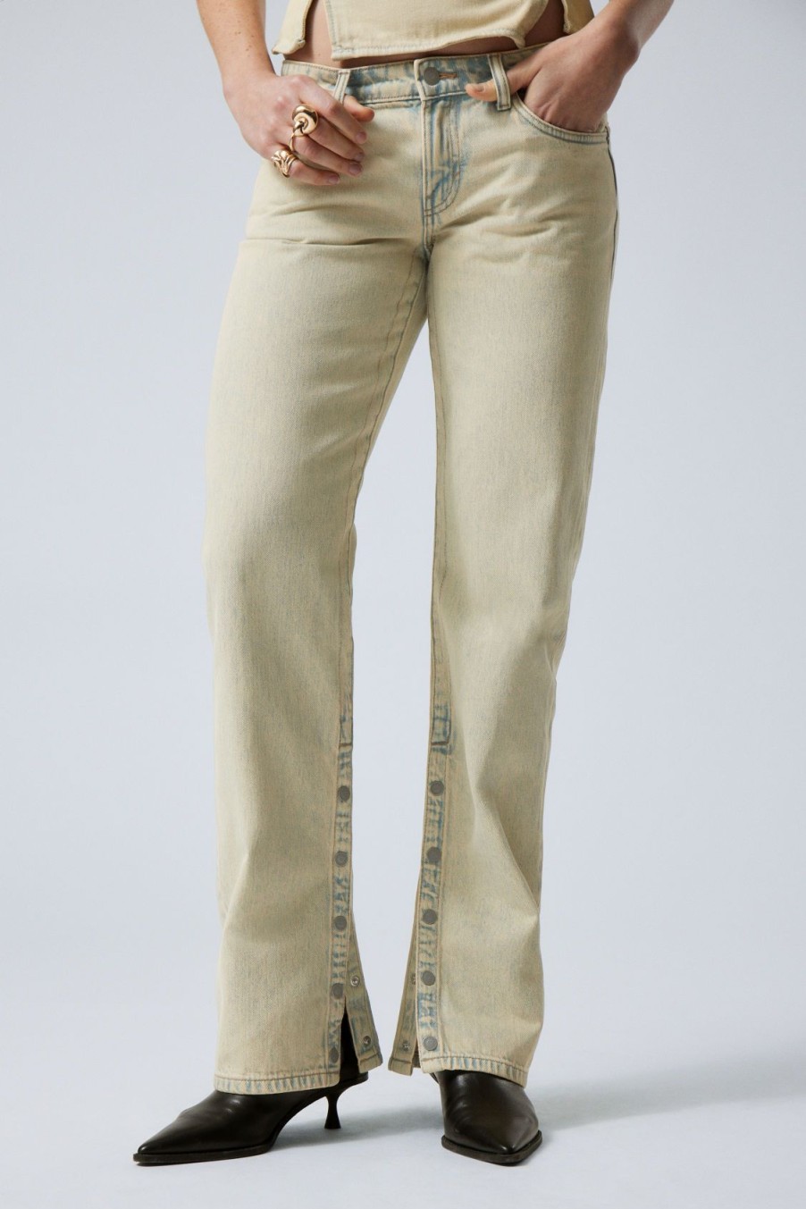 New Weekday Arrow Low Straight Slit Jeans