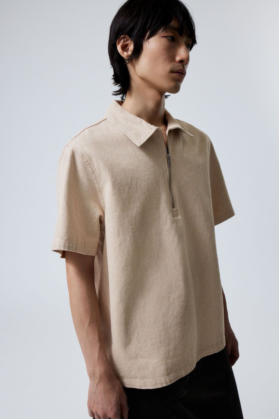 New Weekday Relaxed Linen Blend Short Sleeve Shirt