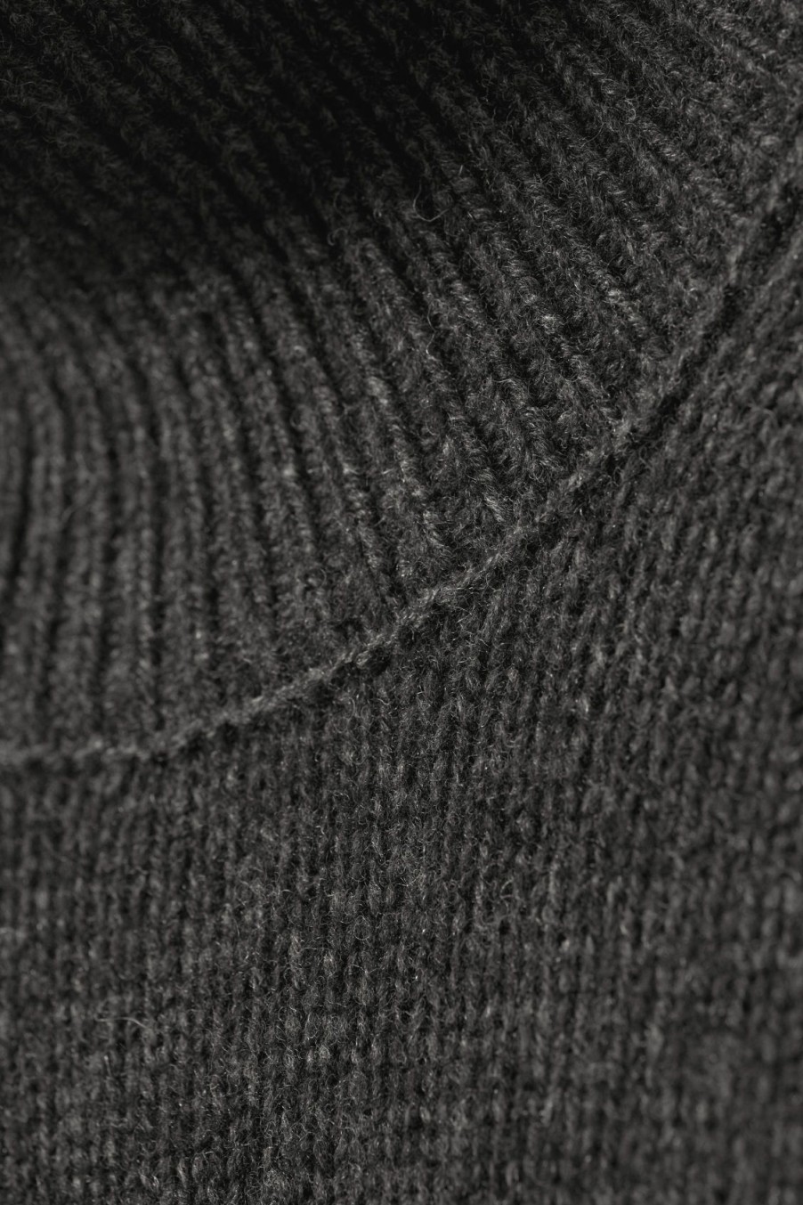 Online Weekday Maggie Wool Turtleneck