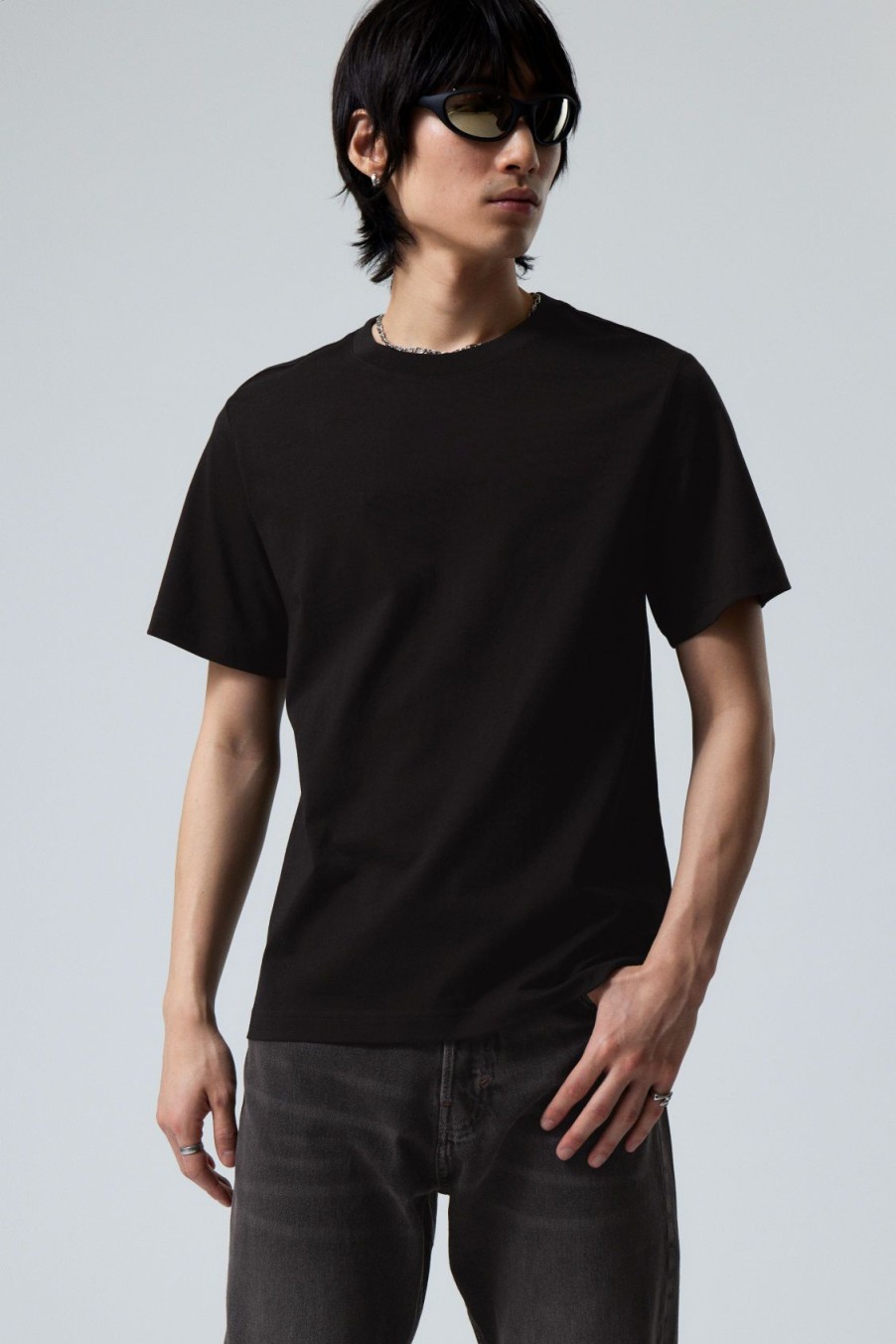 New Weekday Short Boxy Heavyweight T-Shirt